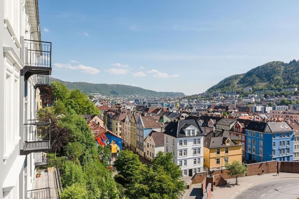 Elegant Bergen City Center Apartment - Ideal For Business Or Leisure Travelers Экстерьер фото